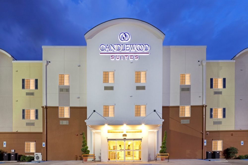 Candlewood Suites West Edmonton - Mall Area, An Ihg Hotel Exterior photo